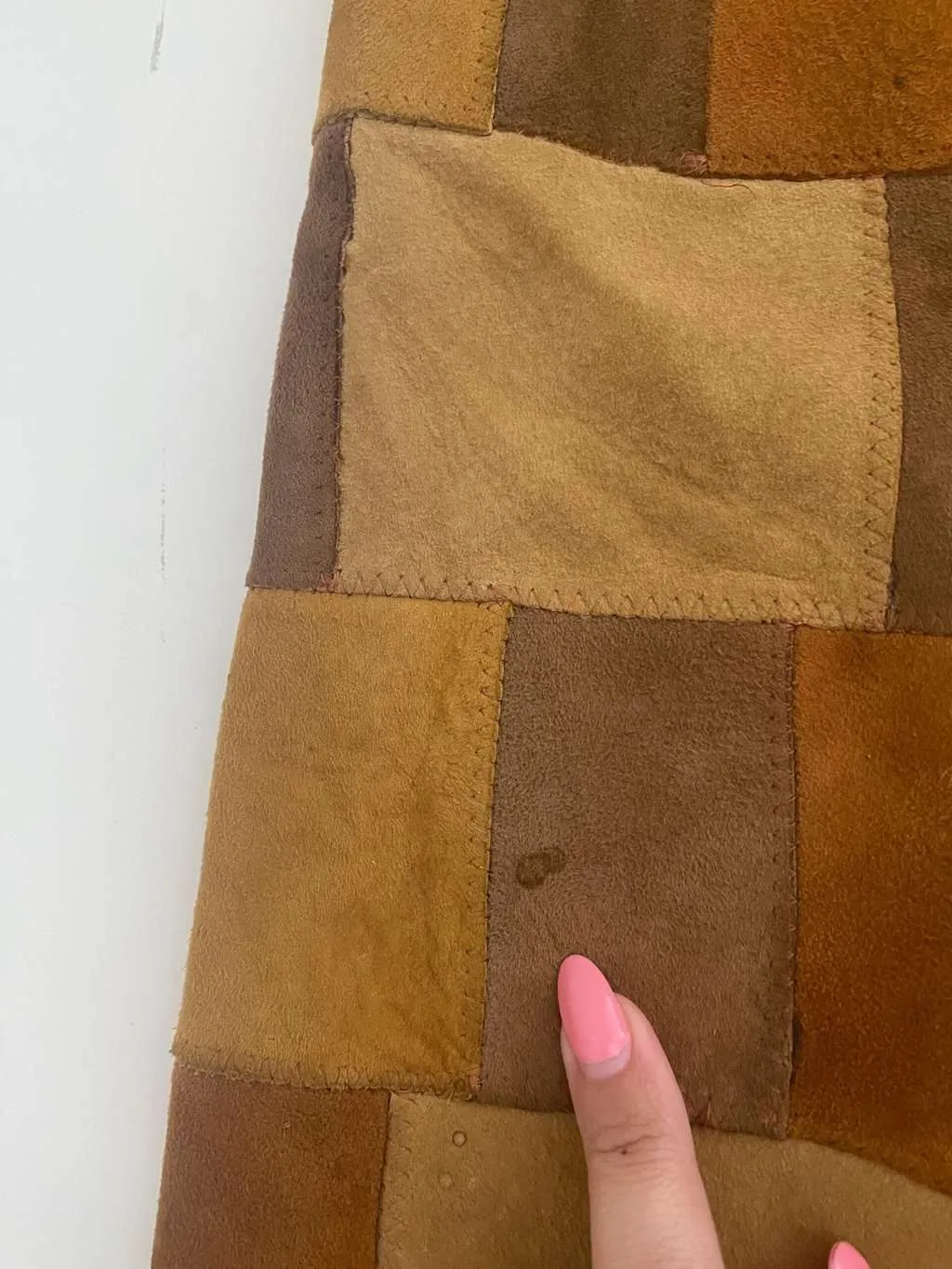 70s vintage tan patchwork suede vest – Medium