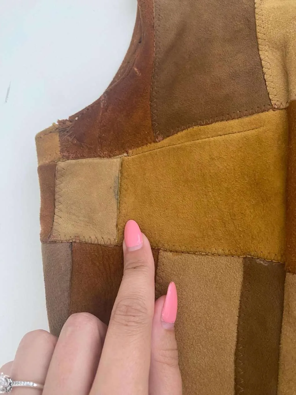 70s vintage tan patchwork suede vest – Medium