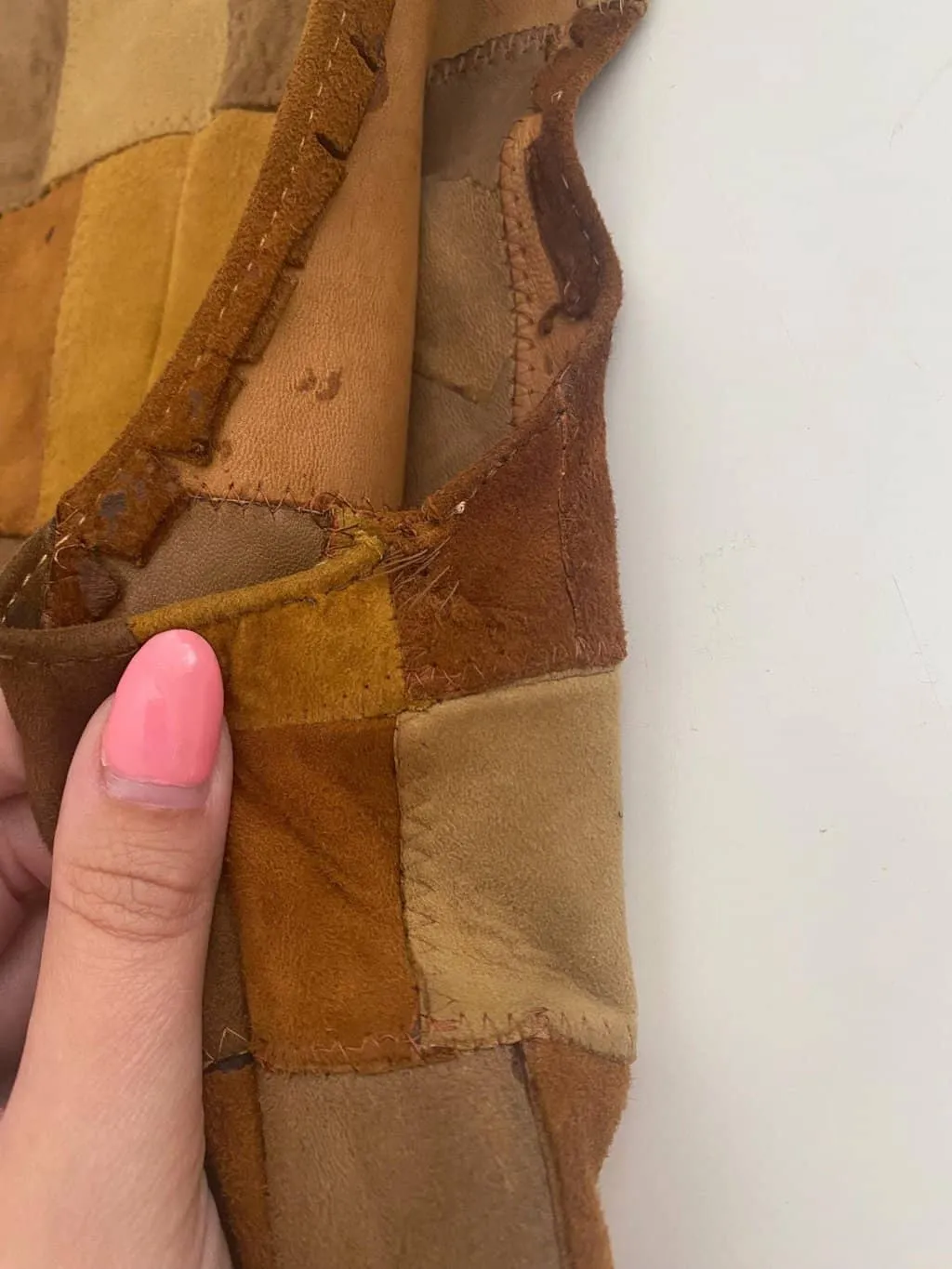 70s vintage tan patchwork suede vest – Medium