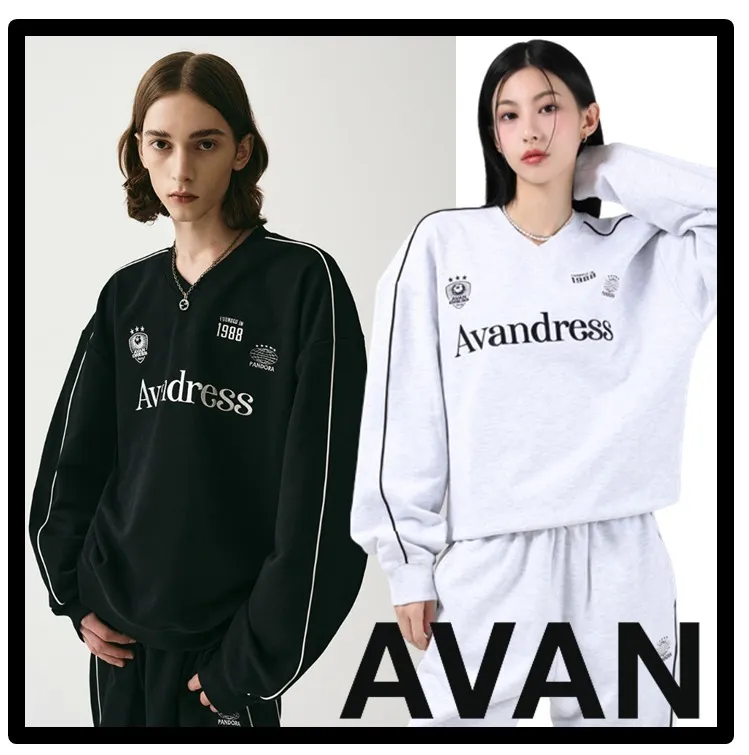 AVANDRESS  |Unisex Street Style Logo Sweatshirts