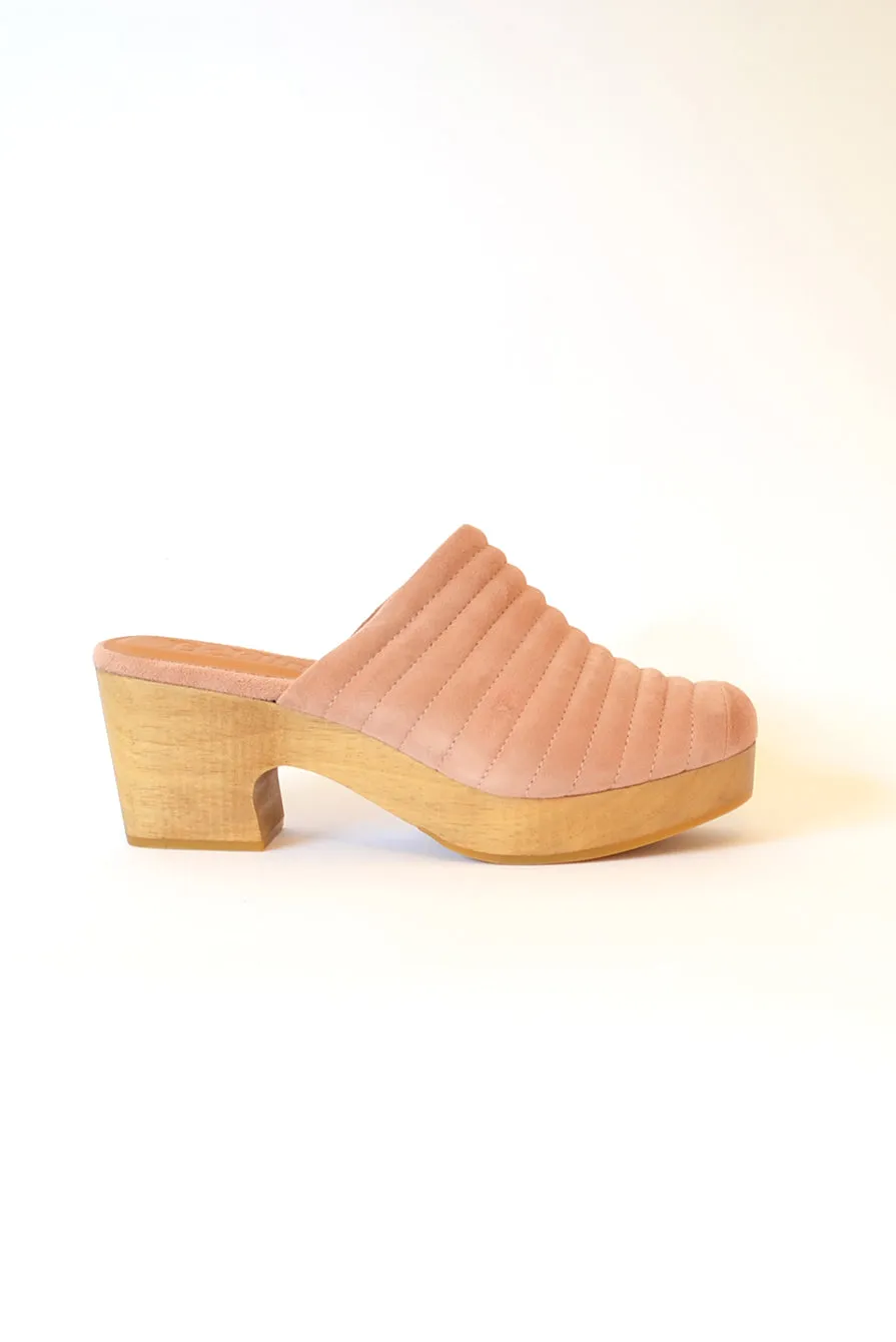 Beklina Ribbed Clog Pink Suede