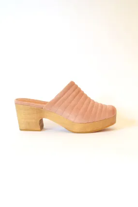 Beklina Ribbed Clog Pink Suede