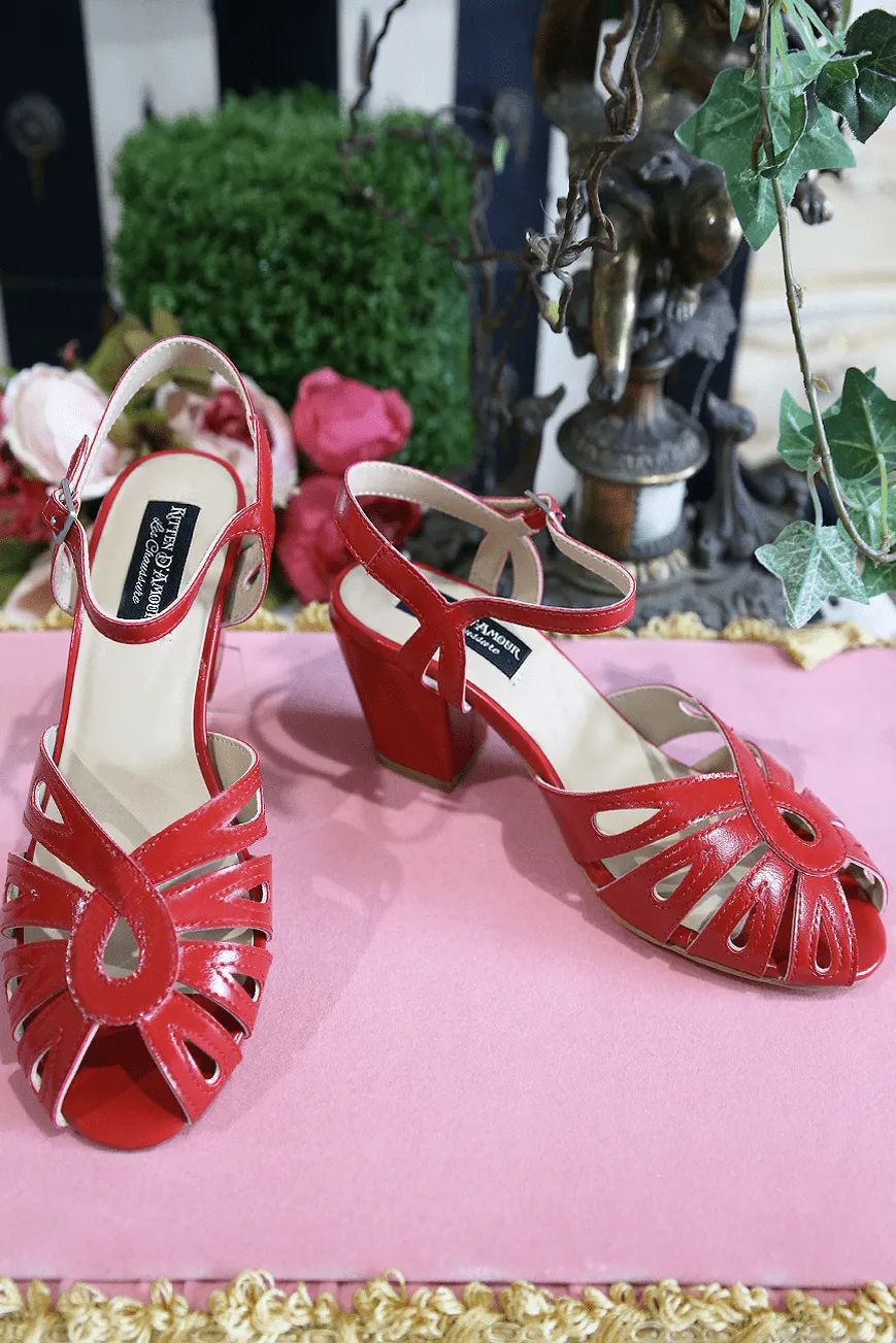 Pretty Kitty Shoe (Red)