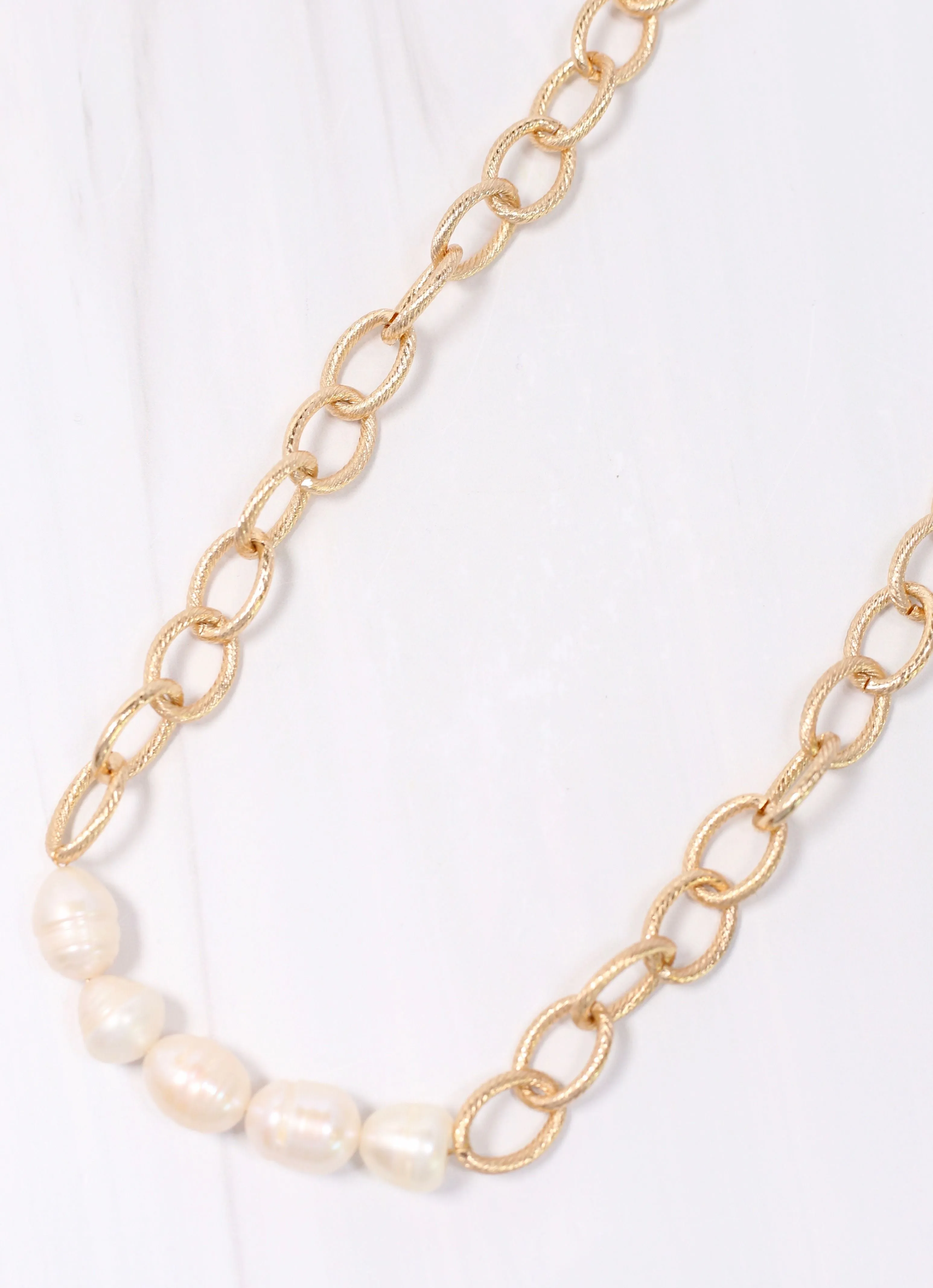 Torrington Link and Pearl Necklace GOLD