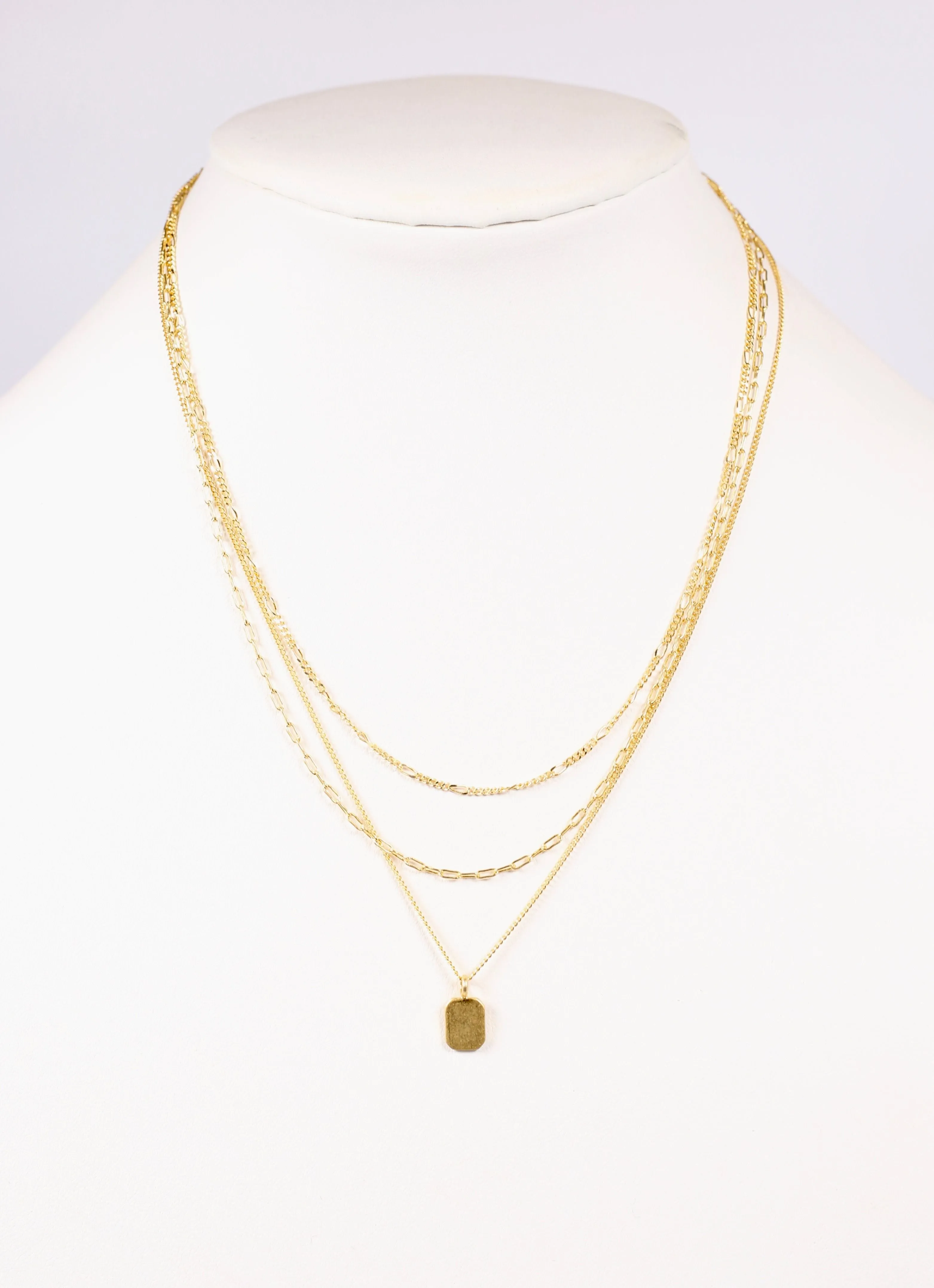 Wilsonia Layered Necklace with Charm GOLD